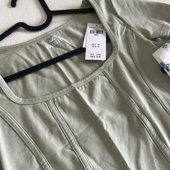 NEW Hollister Tee Combo - Picture 5 of 5